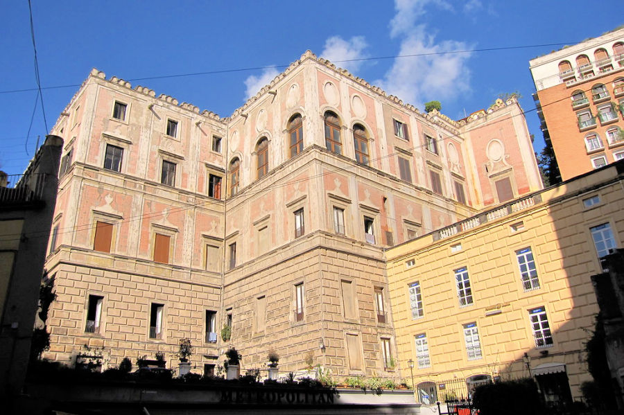 Palazzo Cellamare - Veduta esterna